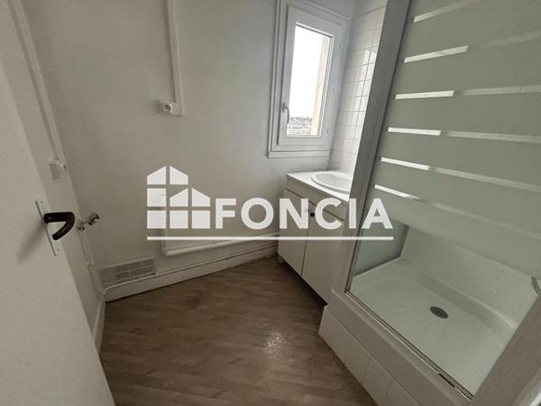 Location Appartement 2 pièces 52.16 m² - 6 ALLEE DE LA RESIDENCE Fresnes 94260