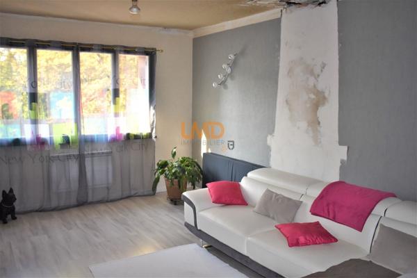 Maison de village charmante à Aubin