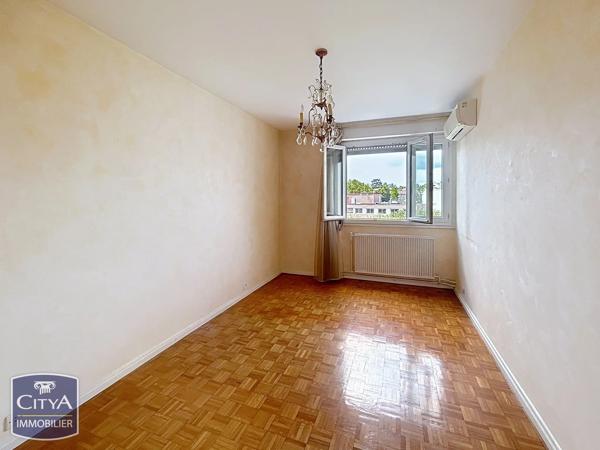 Appartement à vendre 5 pièces 107.43m² Mâcon (71000)