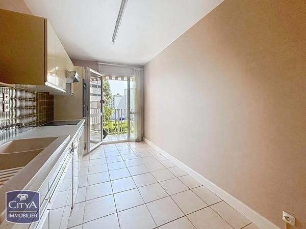 Appartement à vendre 5 pièces 107.43m² Mâcon (71000)