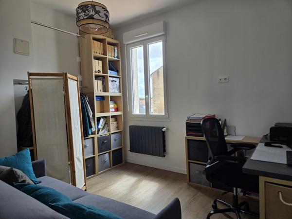 Immeuble 140.46 m² 1 etage(s)