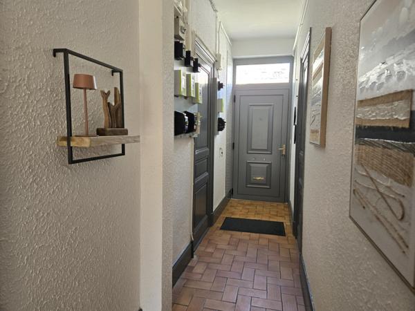 Immeuble 140.46 m² 1 etage(s)