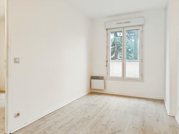 Appartement Melun 2 pièce(s) 32.16 m2