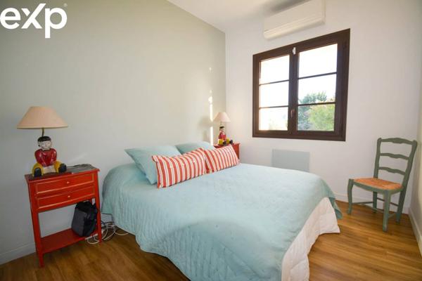 Proche de Bordeaux-Proprieté Familiale-rénovée -Piscine - Parc - Garage