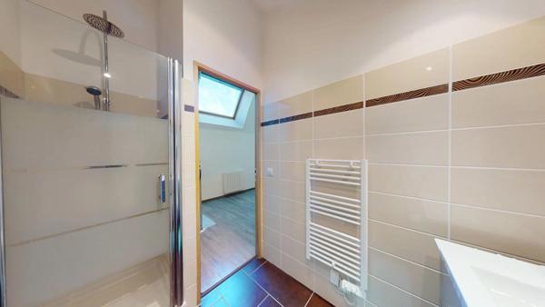 Vente                                                      Maison
                        
                     5 pièces                      110 m2                     à Nangis