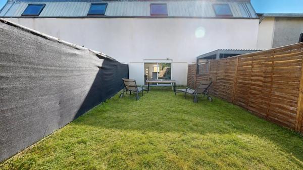 Vente                                                      Maison
                        
                     5 pièces                      110 m2                     à Nangis