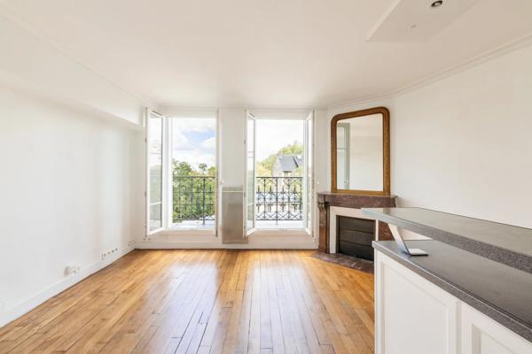 Appartement Paris 18 e - MONTMARTRE / HAUT LEPIC