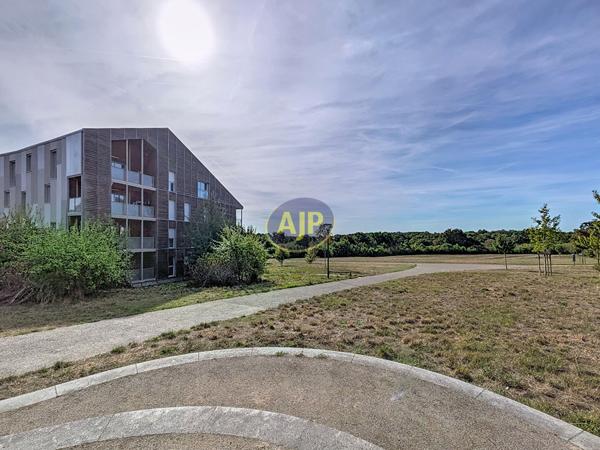 Appartement à vendre Carquefou - 3 pièces, 64m² avec 2 chambre(s) à 265 000€ - AJP Immobilier Nantes Sud