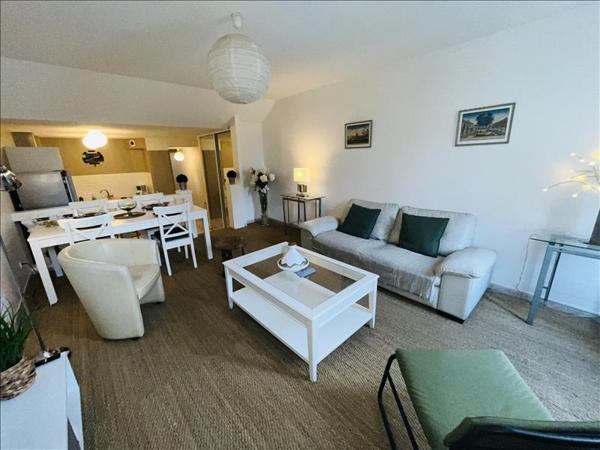 Appartement à louer 686 € CC VERDUN SUR GARONNE 3 p 67 m² DPE D