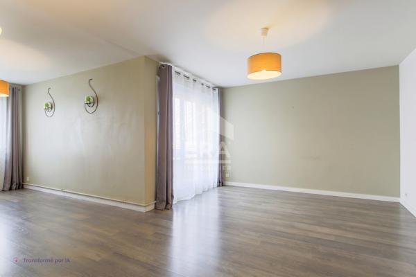 Appartement 5 pièces à vendre à Beynes - Dernier étage avec balcon et parking