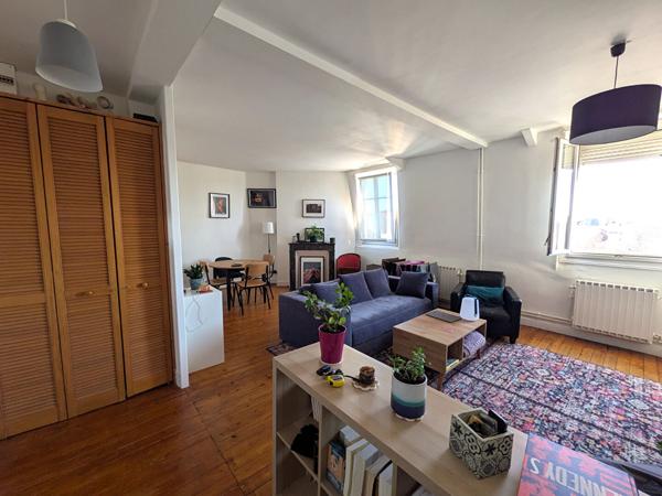 Appartement 2 pièce(s) 60.15 m2 - Velpeau