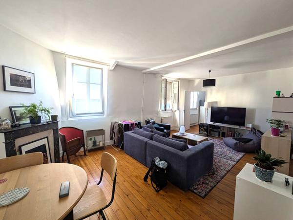 Appartement 2 pièce(s) 60.15 m2 - Velpeau
