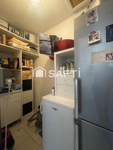 maison plan pied 110 m2 terrain 710 m2 CLOS 3 CHAMBRES PISCINE CLIMATISATION 2024 CHAUFFAGE 2024 PORTAIL ELECTRIQUE