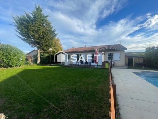 maison plan pied 110 m2 terrain 710 m2 CLOS 3 CHAMBRES PISCINE CLIMATISATION 2024 CHAUFFAGE 2024 PORTAIL ELECTRIQUE