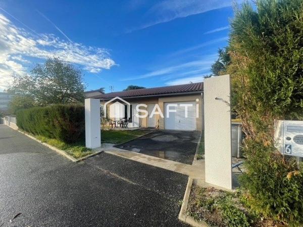 maison plan pied 110 m2 terrain 710 m2 CLOS 3 CHAMBRES PISCINE CLIMATISATION 2024 CHAUFFAGE 2024 PORTAIL ELECTRIQUE