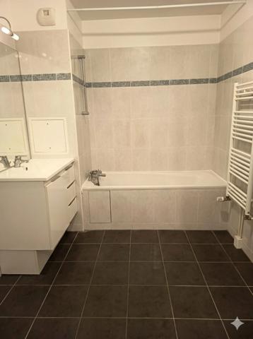 Appartement à vendre 3 pièces BAGNEUX (92)