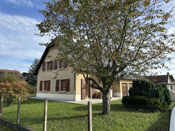 Agnos (64400) Situation idéale dans un quartier calme et sans circulation