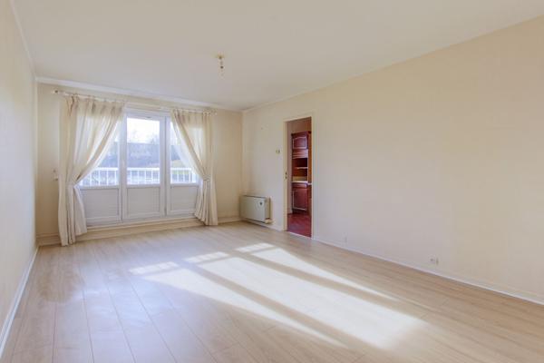 Val des 4  pignons - Appartement 3 pièces à Beynes - Vue dégagée