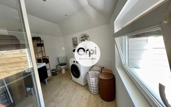 Immeuble à vendre    2 pièces •  Saint-Étienne-au-Mont