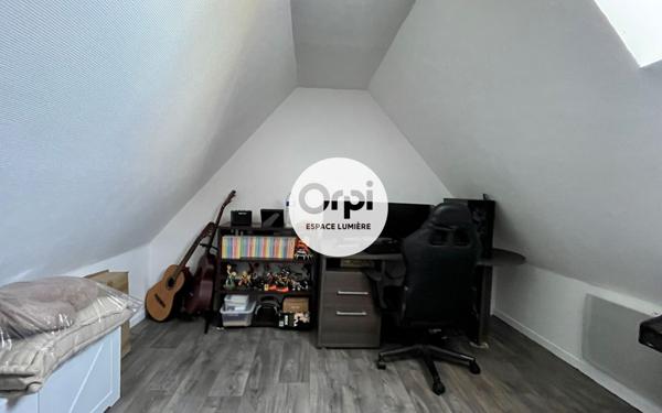 Immeuble à vendre    2 pièces •  Saint-Étienne-au-Mont