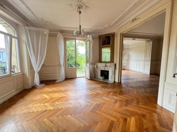 Vente Propriété 10 pièces 323 m2 à Liffol-le-Grand