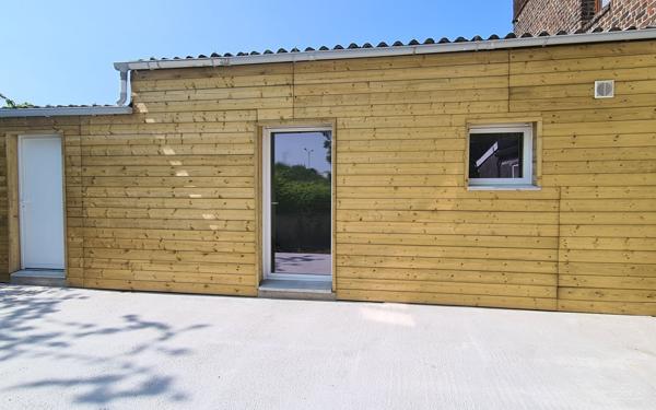 Immeuble à vendre    6 pièces •  Trith-Saint-Léger