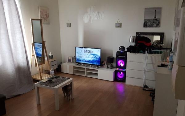 Immeuble à vendre    6 pièces •  Trith-Saint-Léger