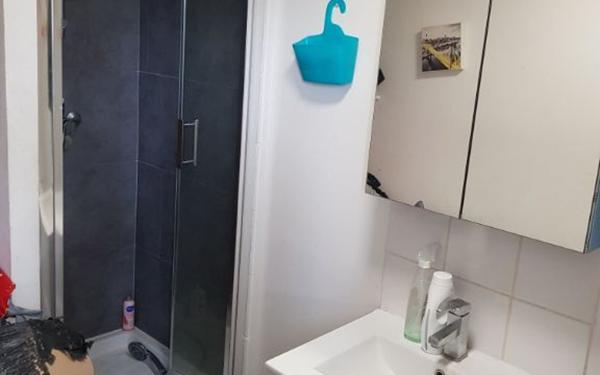 Immeuble à vendre    6 pièces •  Trith-Saint-Léger