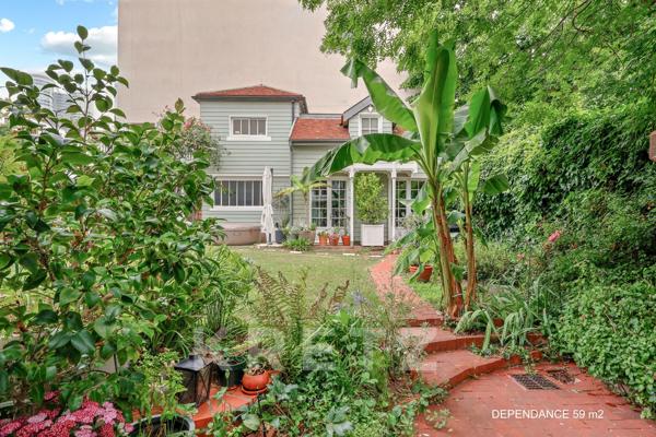 Maison d'exception avec grand jardin et dépendance au coeur de Courbevoie