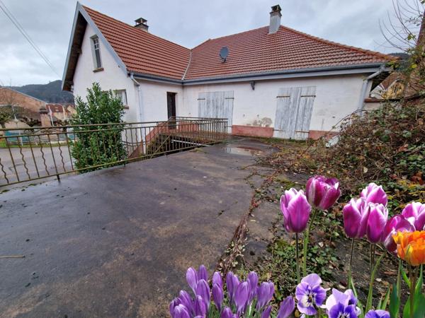 Immeuble à vendre proche SCHIRMECK - IMMEUBLE de 3 APPARTEMENTS T3 + 2 GARAGES