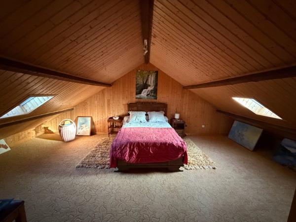 MAISON DE 150m² : 4 CHAMBRES + BUREAU - GARAGE