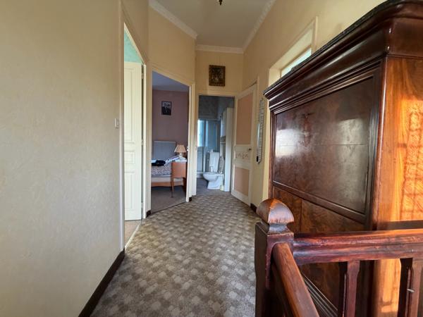 MAISON DE 150m² : 4 CHAMBRES + BUREAU - GARAGE