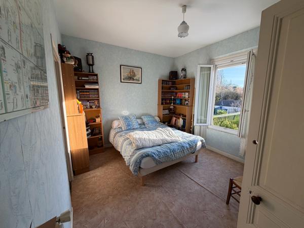 MAISON DE 150m² : 4 CHAMBRES + BUREAU - GARAGE