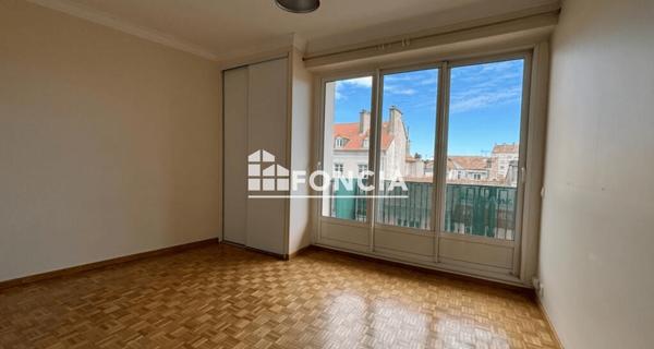 À vendre Appartement 3 pièces 70.68 m² - Pau 64000