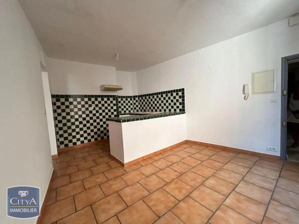 Immeuble à vendre 482m²