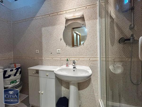 Immeuble à vendre 482m²