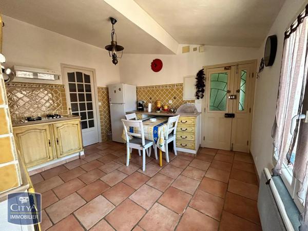 Immeuble à vendre 482m²