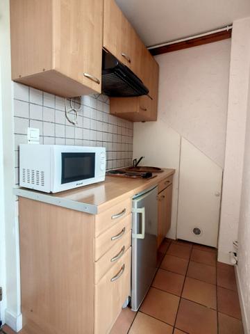 Location appartement Auxerre - 1 pièce(s) - 12 m² - 302 € / mois