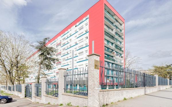 Appartement à vendre    3 pièces • 55,92 m2 Clichy-sous-Bois