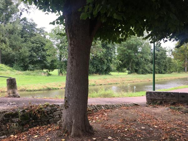 Villiers-sur-Yonne (58500) Maison de campagne à vendre à VILLIERS-SUR-YONNE 60 000 € F.A.I.