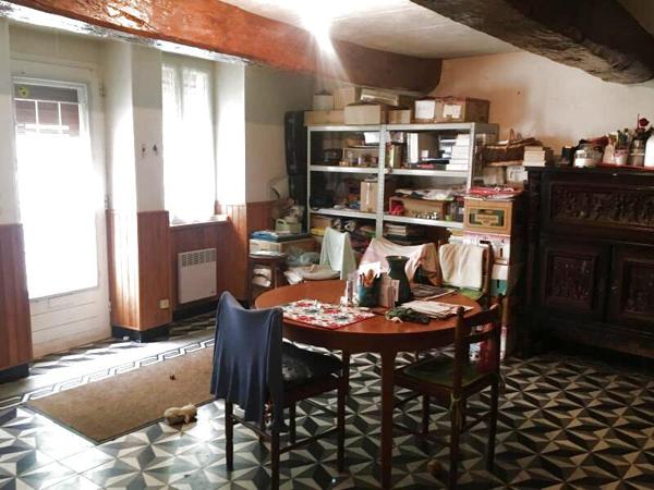 Villiers-sur-Yonne (58500) Maison de campagne à vendre à VILLIERS-SUR-YONNE 60 000 € F.A.I.