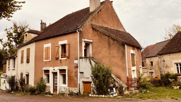 Villiers-sur-Yonne (58500) Maison de campagne à vendre à VILLIERS-SUR-YONNE 60 000 € F.A.I.