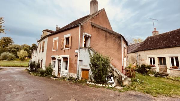Villiers-sur-Yonne (58500) Maison de campagne à vendre à VILLIERS-SUR-YONNE 60 000 € F.A.I.