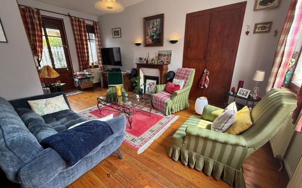 Maison à vendre    8 pièces •  Houlgate