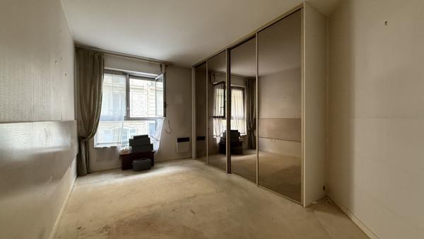 A VENDRE 3P 66M² A RENOVER LES HESPERIDES D'AUTEUIL - MIRABEAU A PARIS 16