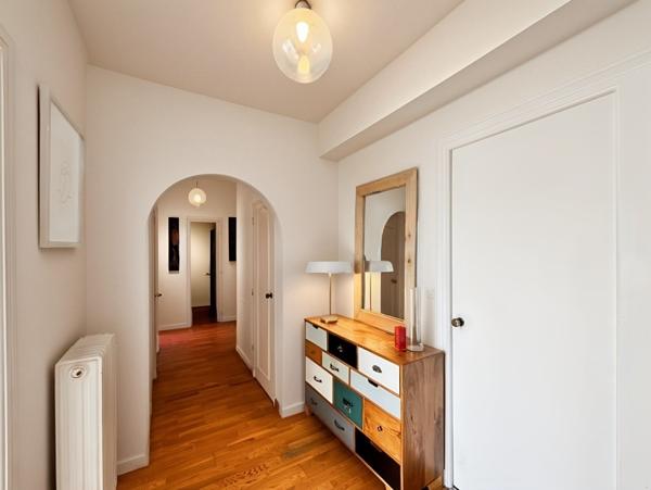 A VENDRE APPARTEMENT TYPE 4  20000 AJACCIO TERRASSE VUE MER