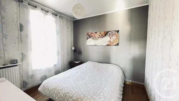Maison à vendre  7 pièces - 125 m 2   PIERRELAYE  - 95