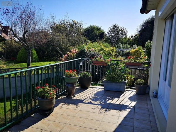 Maison à vendre à Avranches dans la Manche (50300), ref : VI508