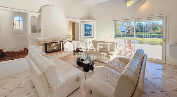 VILLA  CONTEMPORAINE EXPO SUD -  AU CALME PROCHE TOUTES COMMODITES