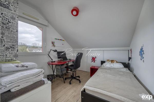 Appartement à RUMILLY, 74150 - 5 pièces 122m²